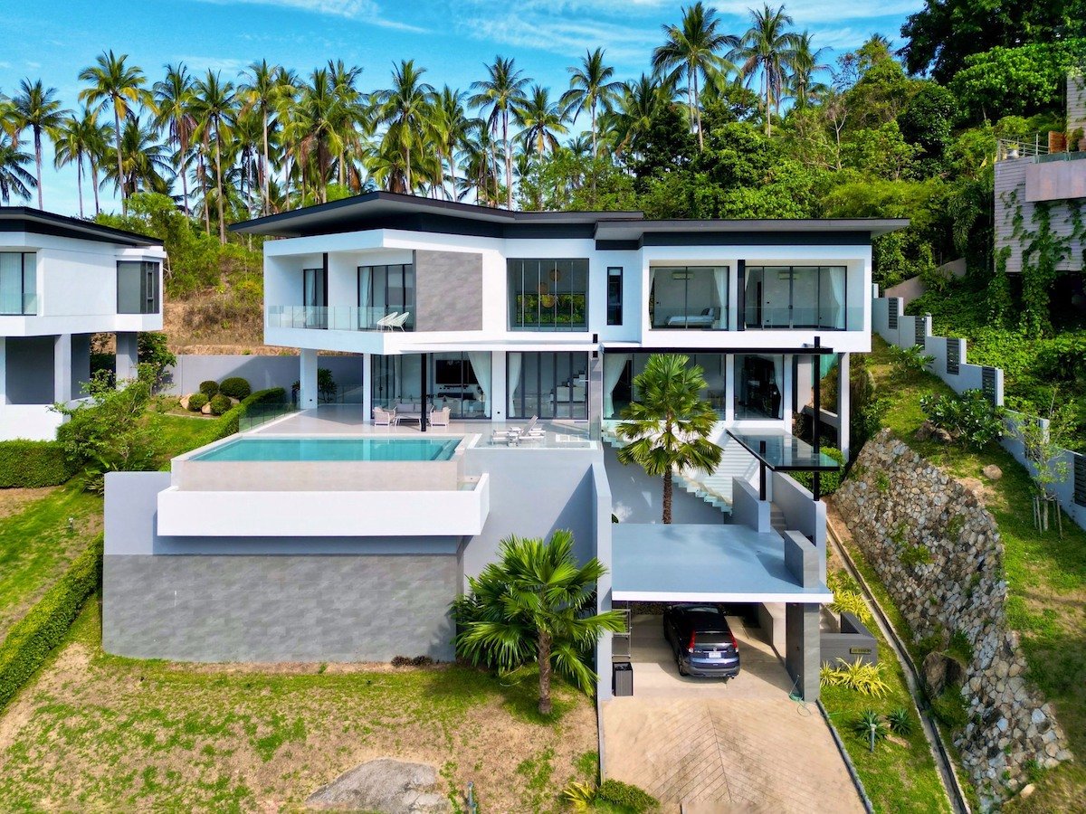 4 bedrooms Villa in Ko Samui, Thailand No. 22684