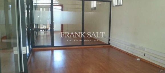185m² Office in Santa Venera, Malta No. 11851 2