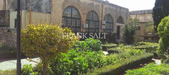 185m² Office in Santa Venera, Malta No. 11851 5