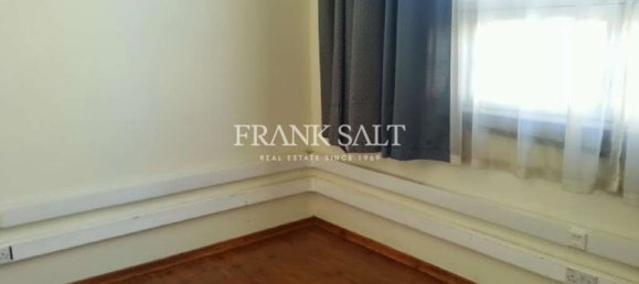 185m² Office in Santa Venera, Malta No. 11851 9