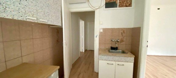 2غرفة شقة في Simmering, Austria رقم 218058 6