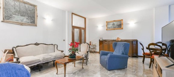 4 rooms Apartment in Milan, Italy No. 241638 7