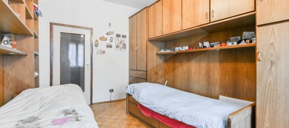 4 rooms Apartment in Milan, Italy No. 241638 12