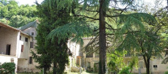 12 rooms House in Cornedo Vicentino, Italy No. 24443 3