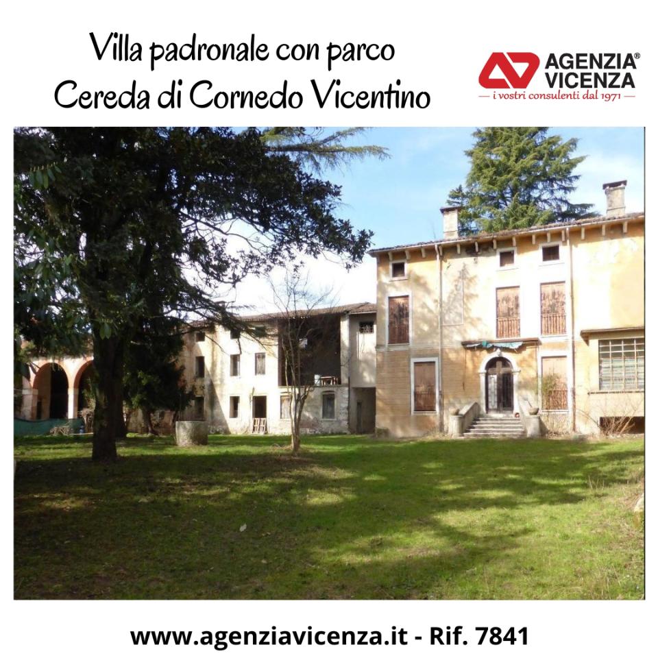 12 rooms House in Cornedo Vicentino, Italy No. 24443