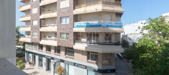 Apartamento de 3 dormitorios en Estepona, Spain No. 182204 8