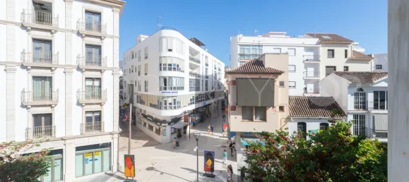 Apartamento de 3 dormitorios en Estepona, Spain No. 182204 7