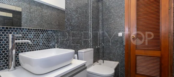 Apartamento de 3 dormitorios en Estepona, Spain No. 182204 5