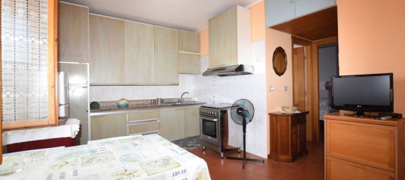 3-salle Appartement à Castelsardo, Italy No. 47111 22
