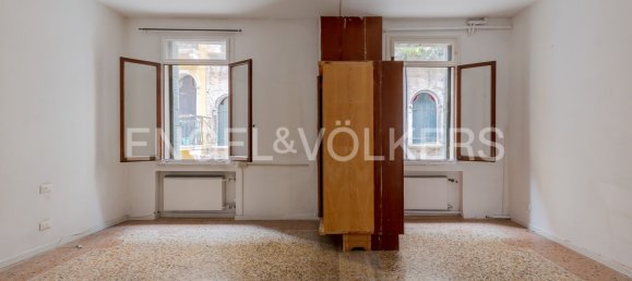 3 bedrooms Apartment in Venice, Italy No. 62518 17