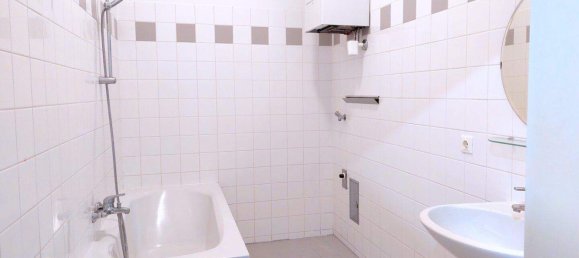 2-salle Appartement à Alsergrund, Austria No. 250227 7