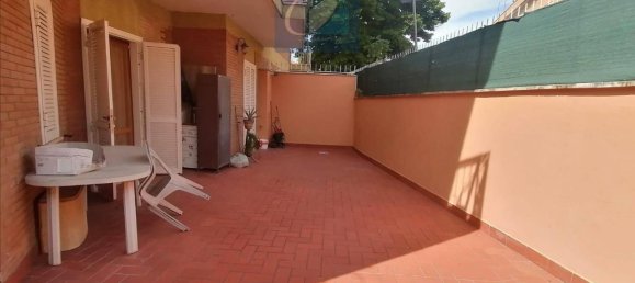 Apartamento de 3 divisões em Monterotondo, Italy N.º 32186 2