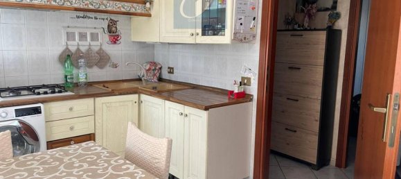 Apartamento de 3 divisões em Monterotondo, Italy N.º 32186 7