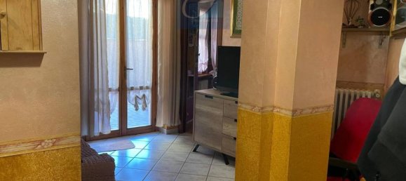 Apartamento de 3 divisões em Monterotondo, Italy N.º 32186 4