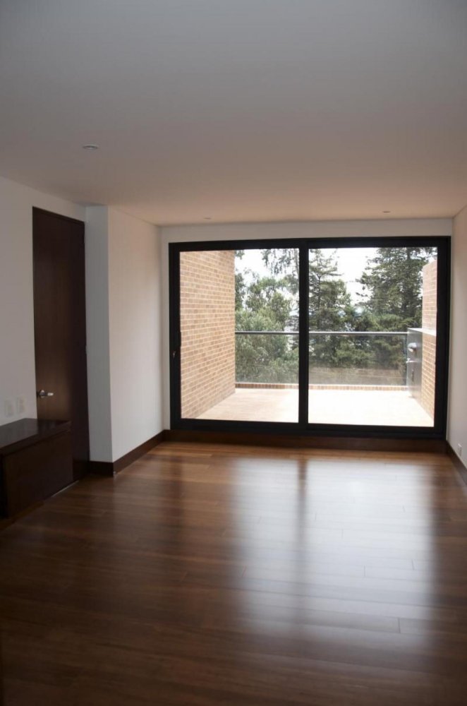 Дом с 2 спальнями в Богота, Колумбия № 14135