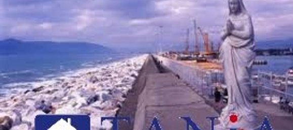 4-Zimmer Haus in Carrara, Italy, Nr. 50904 8