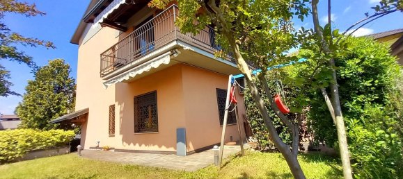 Villa de 5 divisões em Cermenate, Italy N.º 267894 2