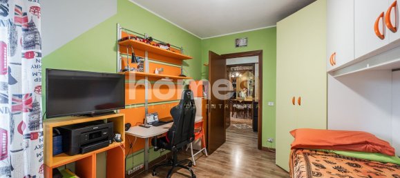 3 bedrooms Apartment in Reggio Emilia, Italy No. 346654 9