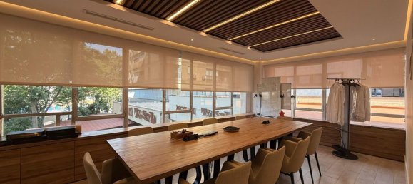 6 bedrooms Apartment in Madrid, Spain No. 134714 16