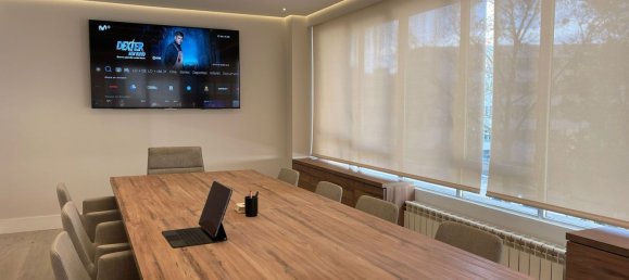 6 bedrooms Apartment in Madrid, Spain No. 134714 2