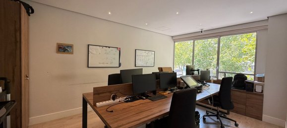 6 bedrooms Apartment in Madrid, Spain No. 134714 27