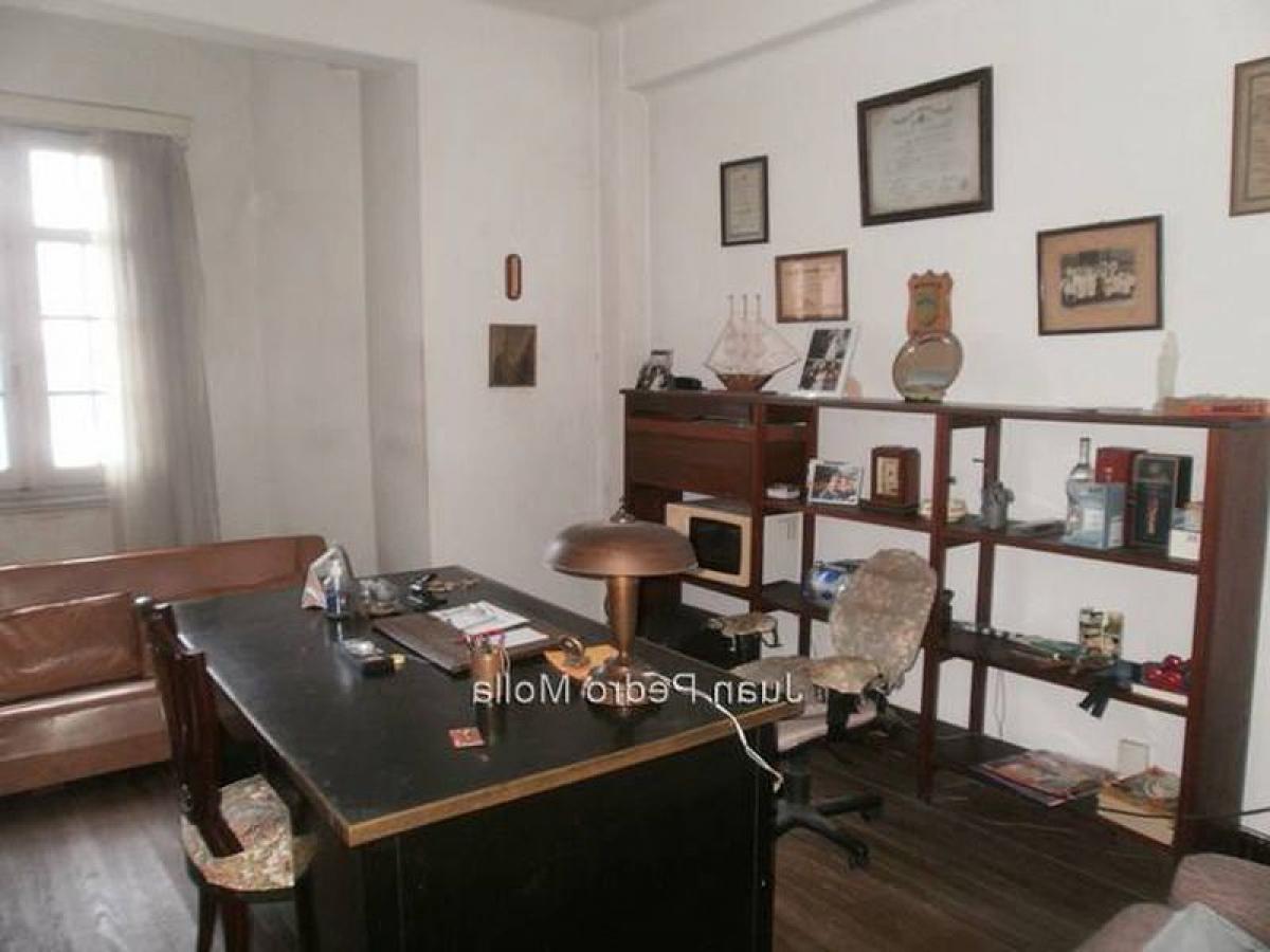 3 bedrooms Apartment in Montevideo, Uruguay No. 2978