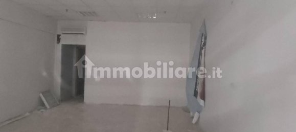 104m² Commercial property in Cropani, Italy No. 339948 7