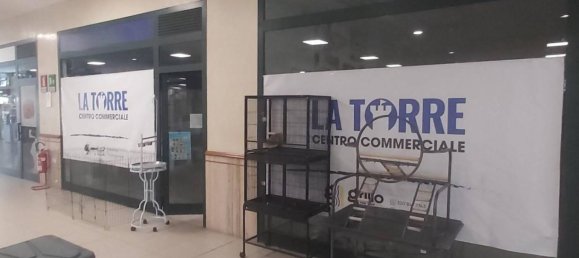 104m² Commercial property in Cropani, Italy No. 339948 2