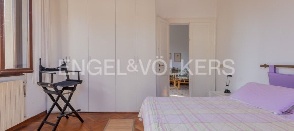 4 bedrooms Apartment in Venice, Italy No. 130976 20