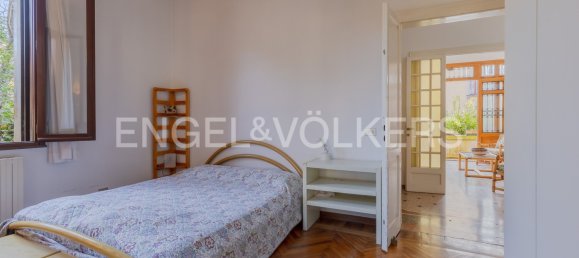 4 bedrooms Apartment in Venice, Italy No. 130976 11