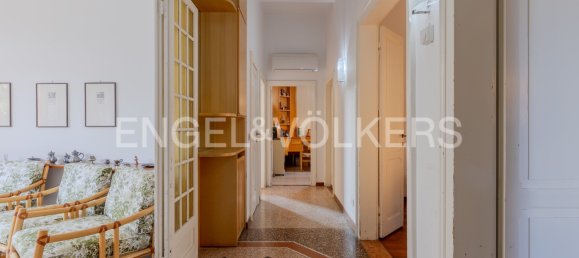 4 bedrooms Apartment in Venice, Italy No. 130976 5