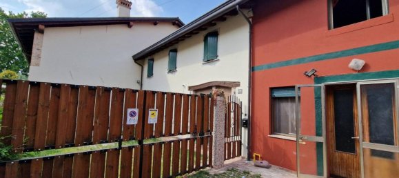Casa de 4 habitaciónes en Pordenone, Italy No. 40808 25