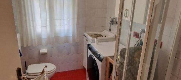 Casa de 4 habitaciónes en Pordenone, Italy No. 40808 8