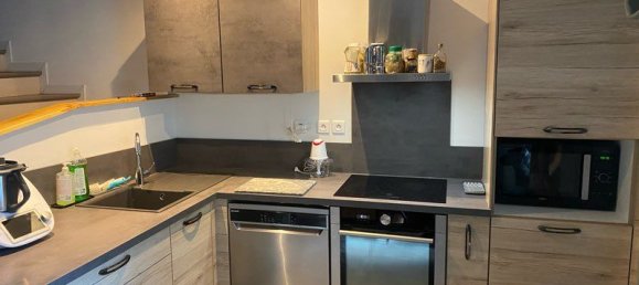 Adosado de 3 dormitorios en Isere, France No. 287252 2