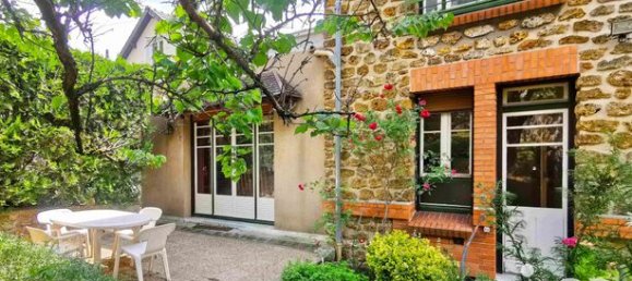 Casa de 4 dormitorios en Montreuil, France No. 360268 5