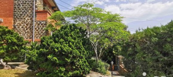 Casa de 4 dormitorios en Montreuil, France No. 360268 19