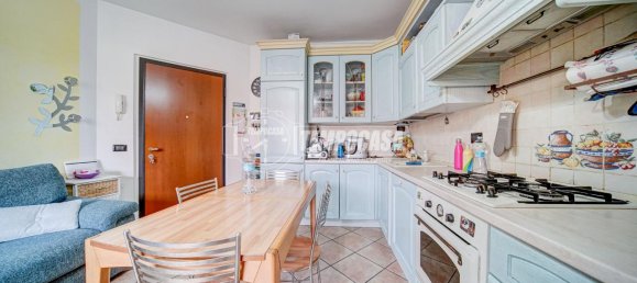 3 rooms Apartment in Vergiate, Italy No. 143310 3