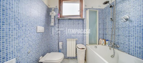 3 rooms Apartment in Vergiate, Italy No. 143310 15