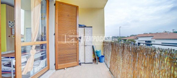 3 rooms Apartment in Vergiate, Italy No. 143310 19