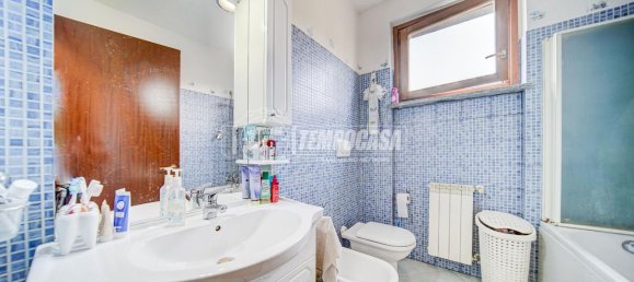 3 rooms Apartment in Vergiate, Italy No. 143310 16