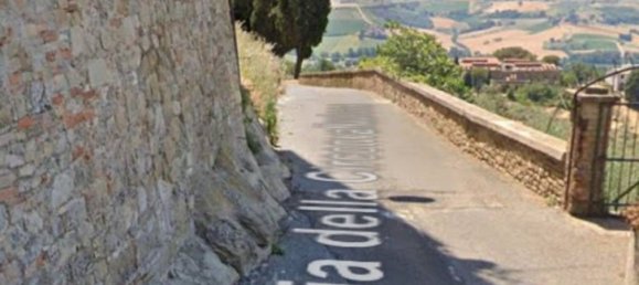 Terreno em Gualdo Cattaneo, Italy 11850 m² N.º 346483 8