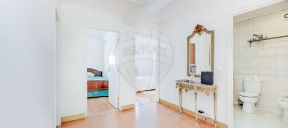 3 Schlafzimmer Wohnung in Cascais, Portugal, Nr. 229234 2