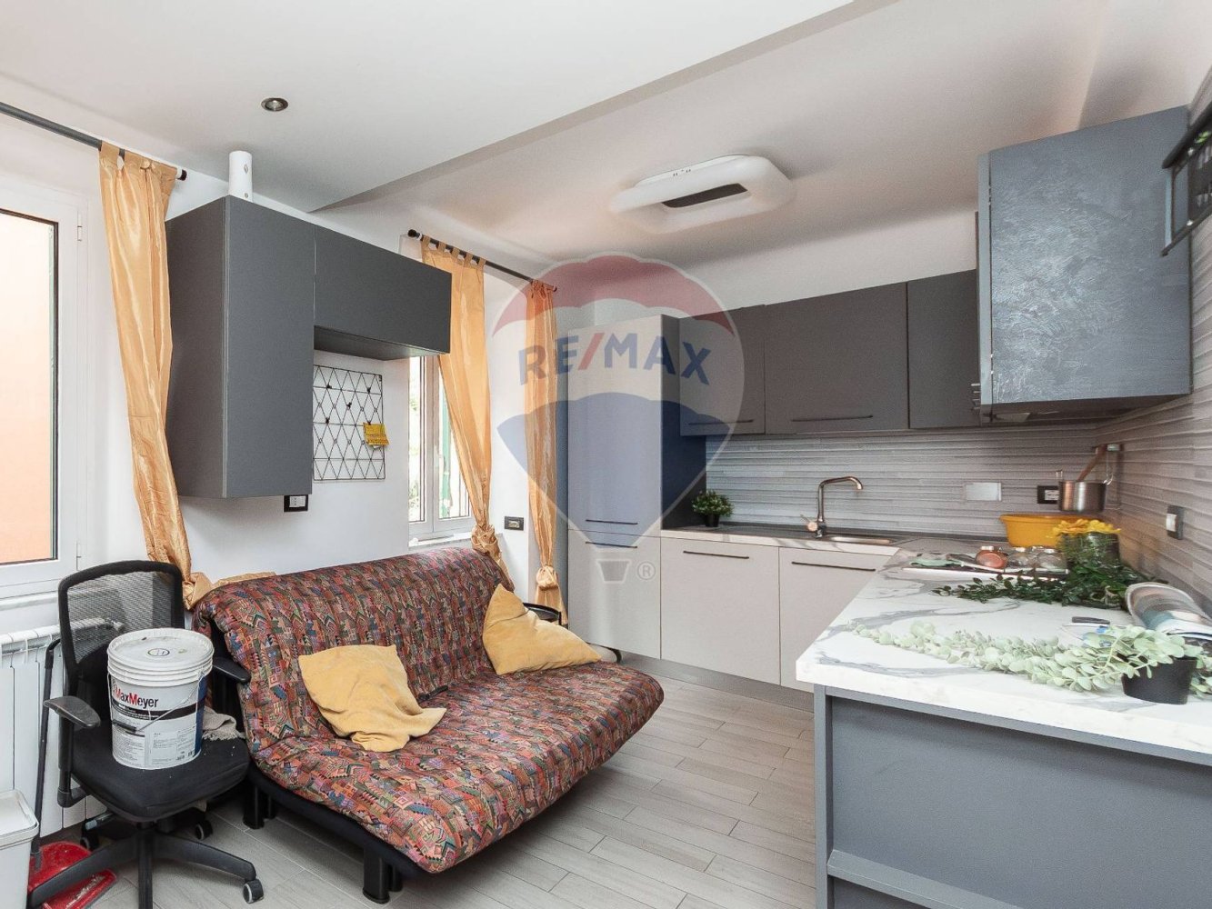 Apartamento de 1 dormitorio en Genoa, Italy No. 352696