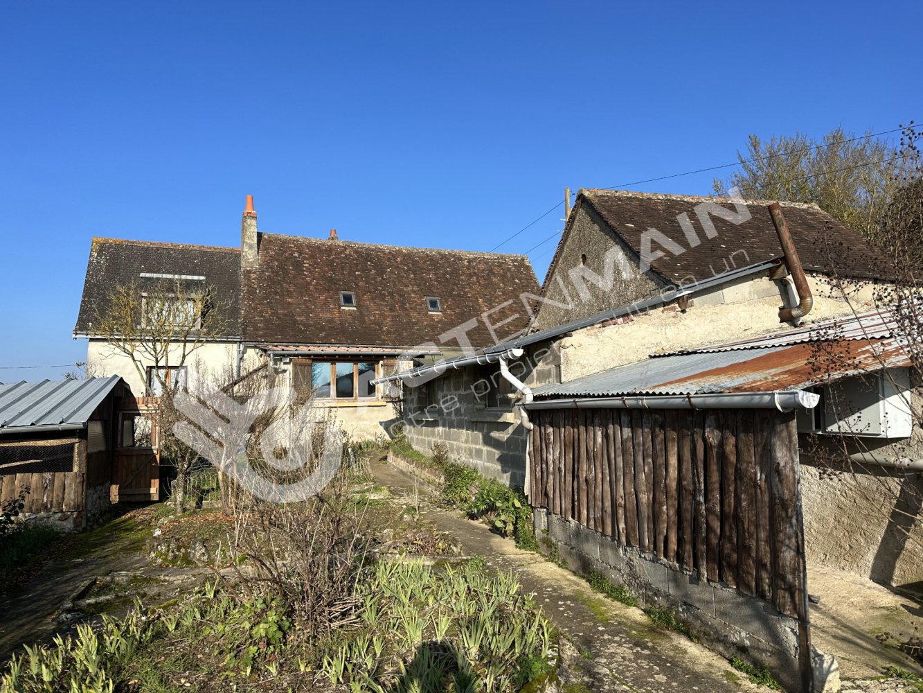 8 bedrooms House in Villebourg, France No. 81639