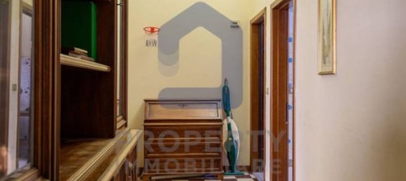 2 bedrooms Apartment in Florence, Italy No. 324445 5