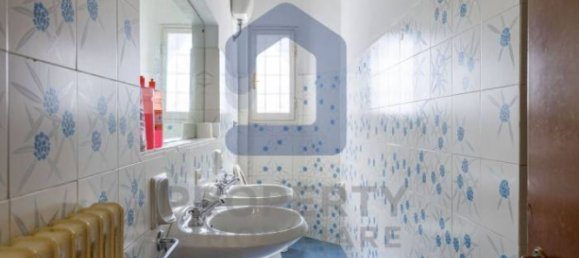 2 bedrooms Apartment in Florence, Italy No. 324445 12