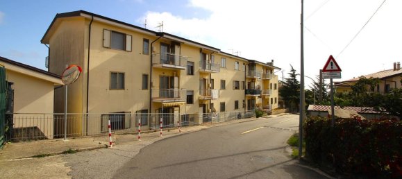 3 rooms Apartment in Gasperina, Italy No. 283284 15