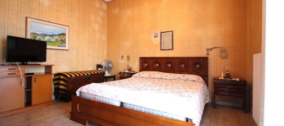 3 rooms Apartment in Gasperina, Italy No. 283284 9