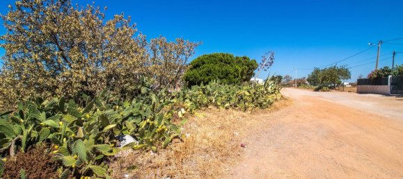 Land in Quelfes, Portugal No. 108729 4