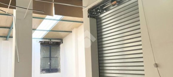 Entrepôt à San Severo, Italy 348m² No. 277490 9